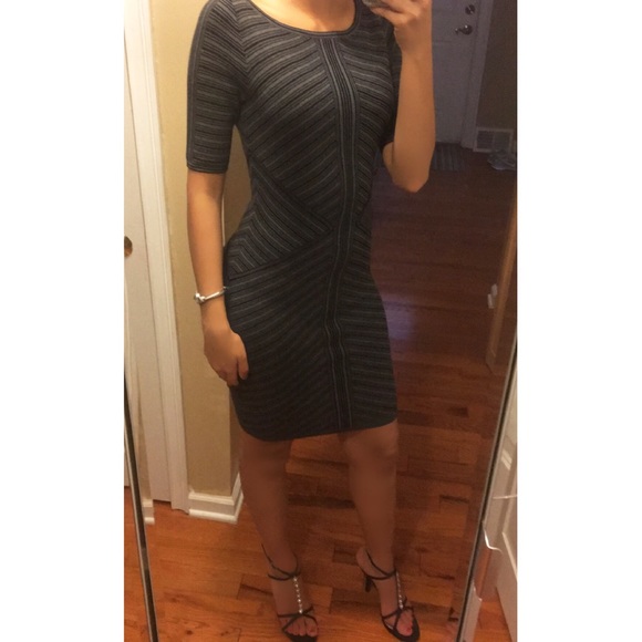 💋 Cache Midi Dress 💋 A MUST HAVE - Picture 5 of 5